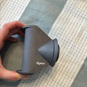 Dyson hair dryer fly away attachment
